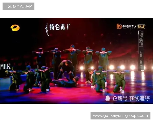 冲浪者以“飞天板”动作获得全场最高分